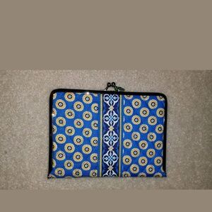 Vera Bradley Hugs and Kisses Rivera Wal